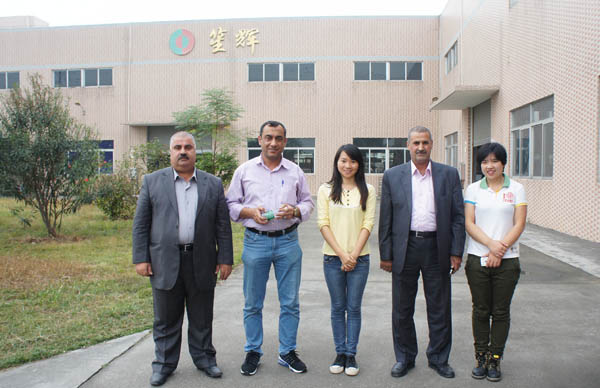 我公司為迪拜客戶提供一系列肉類、蔬菜加工設(shè)備